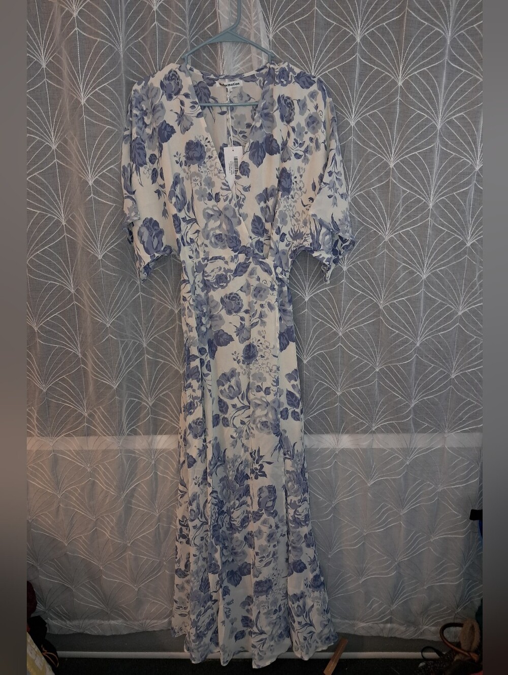 NWT Reformation brand Women's size large maxi, Winslow style, wrap dress